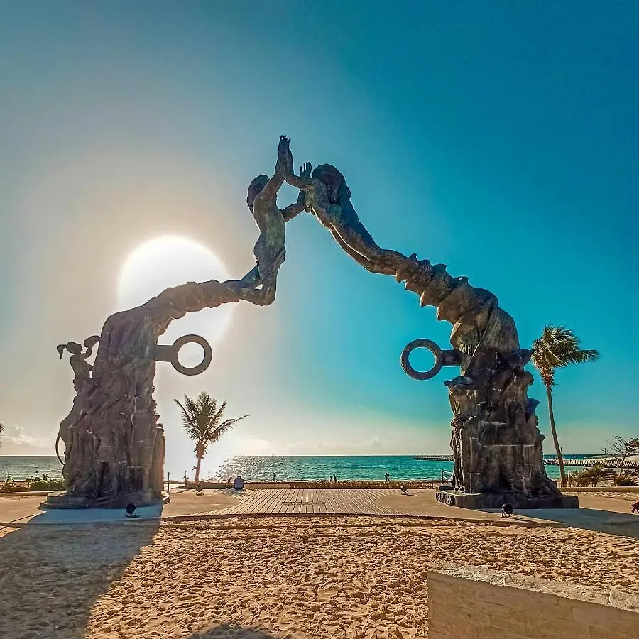 Apartamento En Fraccionamiento Privado 6 Personas Con Piscina Cerca De La Playa بلايا ديل كارمن شقة