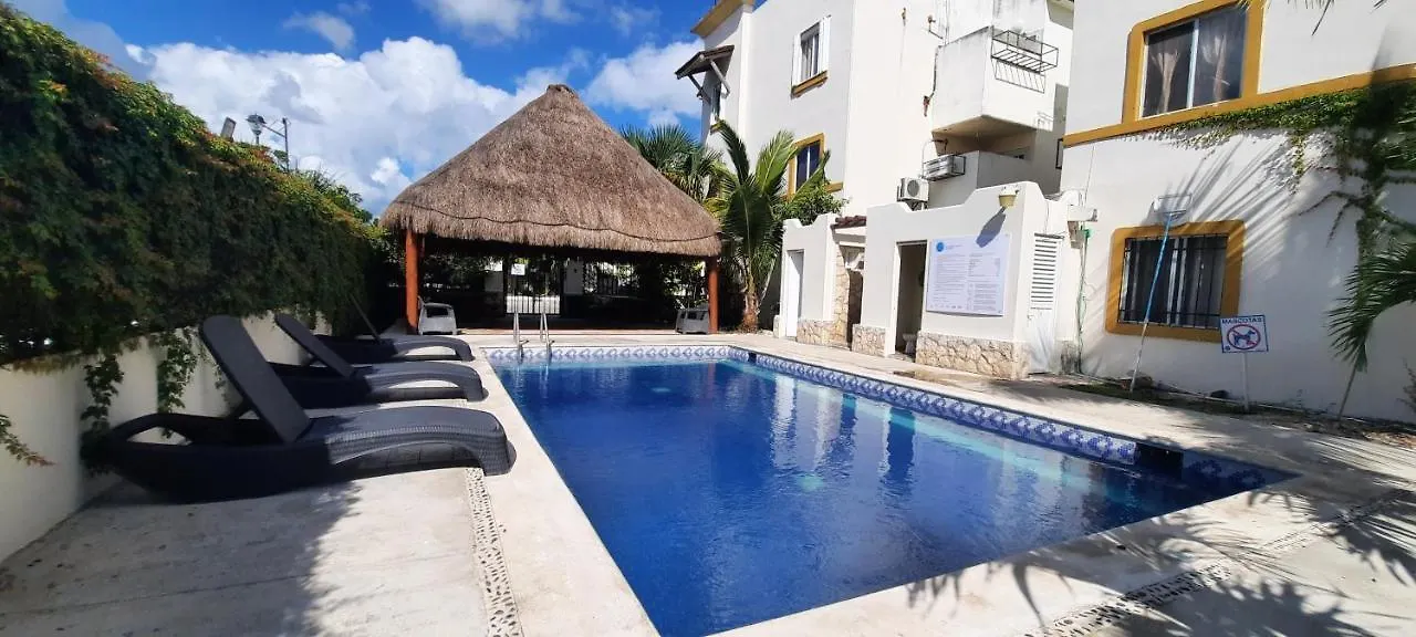 Apartamento En Fraccionamiento Privado 6 Personas Con Piscina Cerca De La Playa بلايا ديل كارمن
